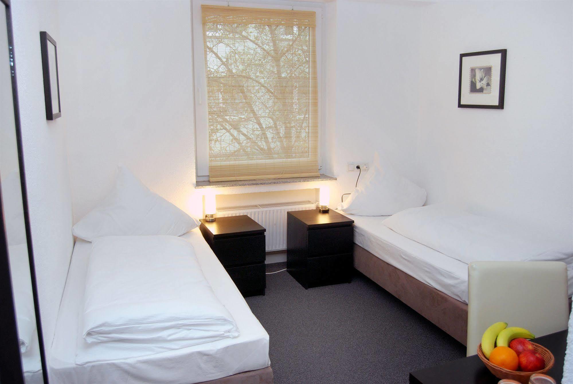 Hotel Rheinischer Hof Erkrath Eksteriør bilde